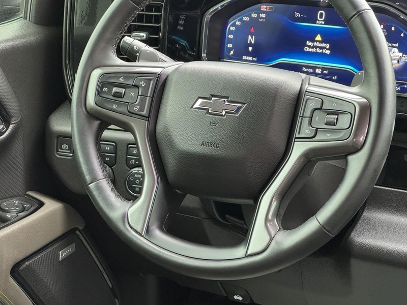 Chevrolet Silverado 1500 Vehicle Image 12