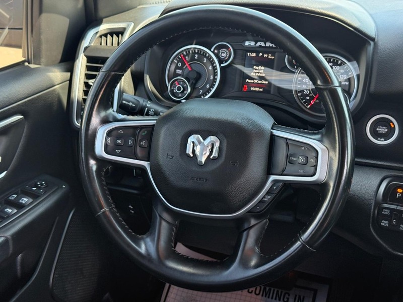 Ram 1500 Vehicle Image 12