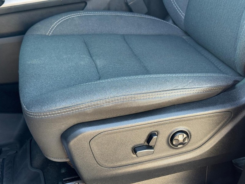 Ram 1500 Vehicle Image 23