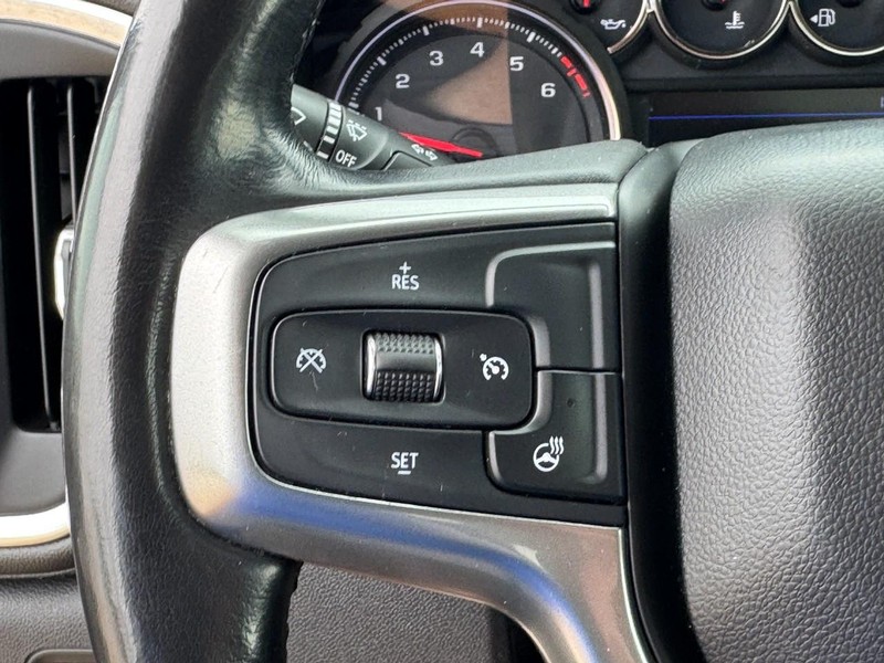Chevrolet Silverado 1500 Vehicle Image 18