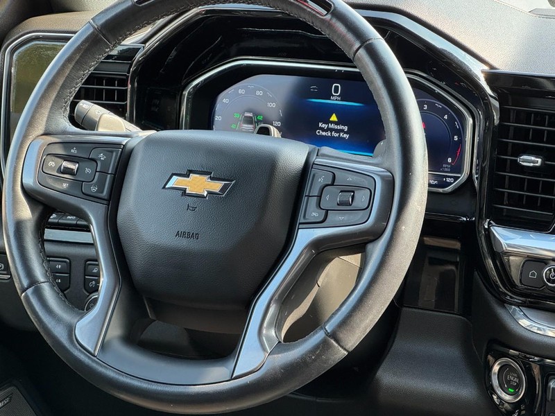 Chevrolet Silverado 1500 Vehicle Image 12