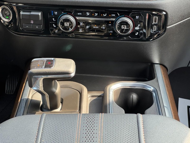 Chevrolet Silverado 1500 Vehicle Image 14