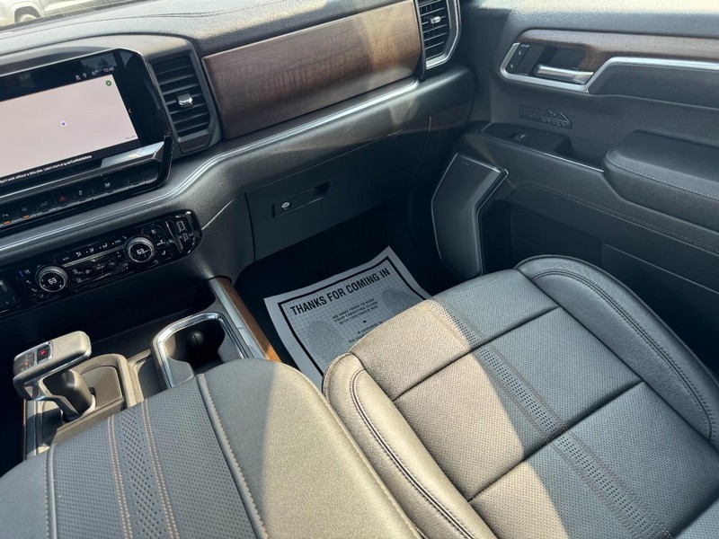 Chevrolet Silverado 1500 Vehicle Image 15