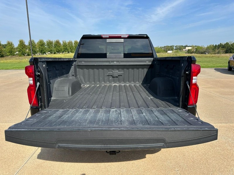 Chevrolet Silverado 1500 Vehicle Image 05