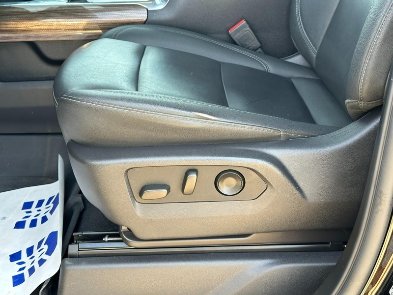 Chevrolet Silverado 1500 Vehicle Image 18