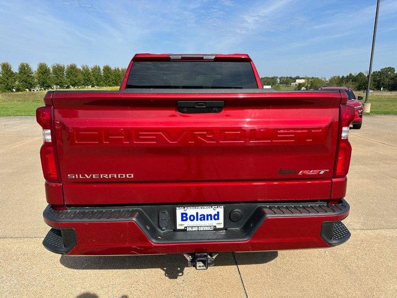 Chevrolet Silverado 1500 Vehicle Image 04