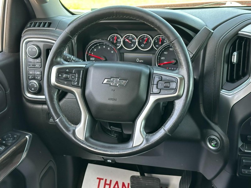 Chevrolet Silverado 1500 Vehicle Image 12