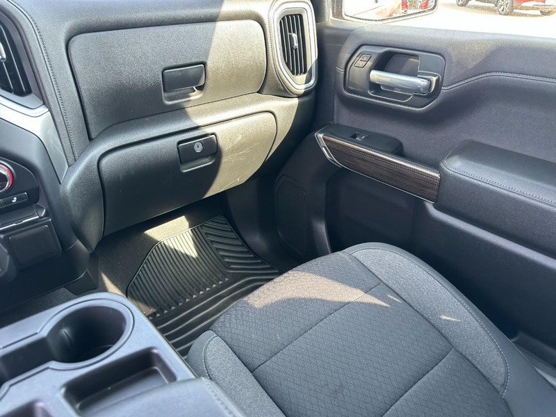 Chevrolet Silverado 1500 Vehicle Image 15