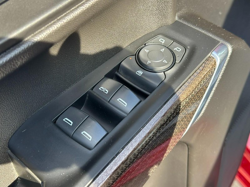 Chevrolet Silverado 1500 Vehicle Image 16