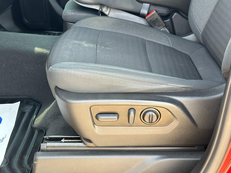 Chevrolet Silverado 1500 Vehicle Image 17