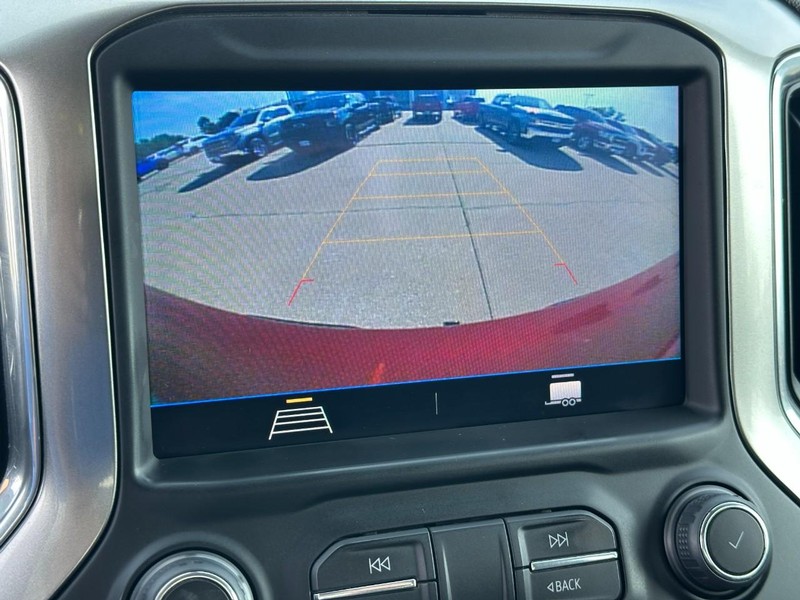 Chevrolet Silverado 1500 Vehicle Image 22