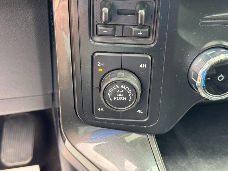 Ford F-150 Vehicle Image 24