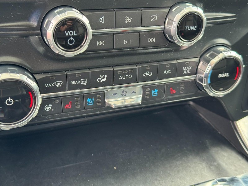 Ford F-150 Vehicle Image 25
