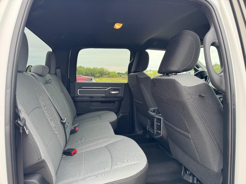 Ram 2500 Vehicle Image 10