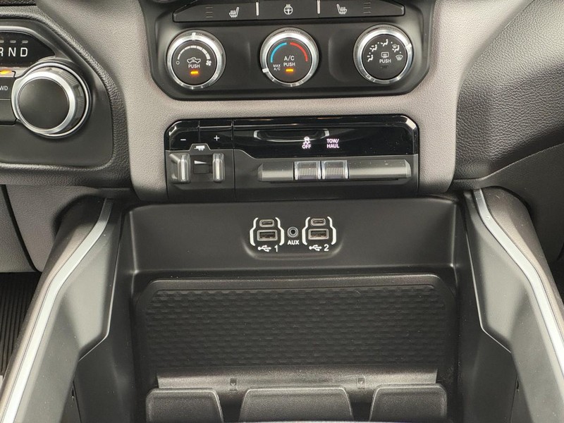 Ram 2500 Vehicle Image 14