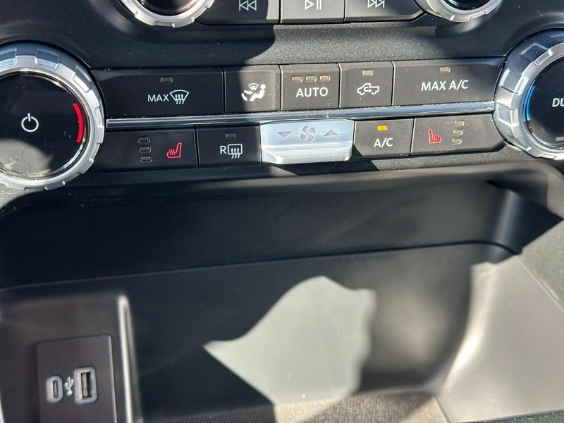 Ford F-150 Vehicle Image 22