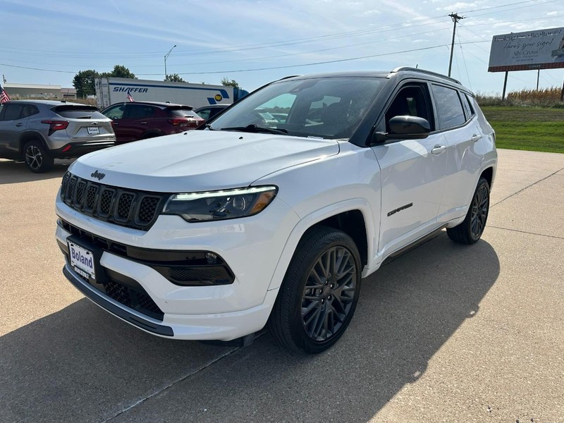 Jeep Compass Vehicle Image 08