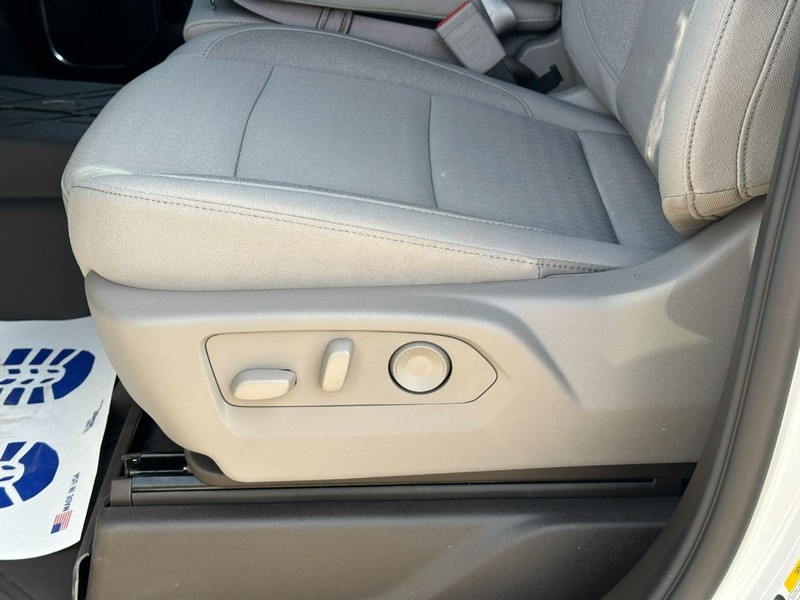 Chevrolet Silverado 1500 Vehicle Image 10