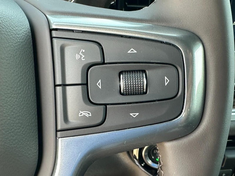 Chevrolet Silverado 1500 Vehicle Image 12