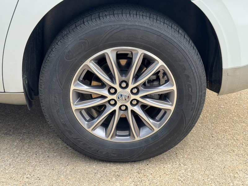 Buick Enclave Vehicle Image 07