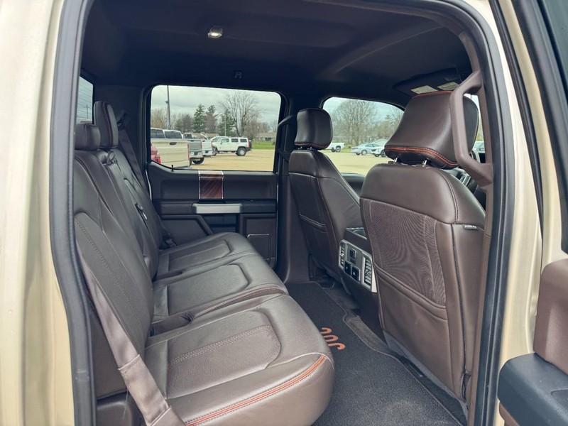 Ford F-150 Vehicle Image 10