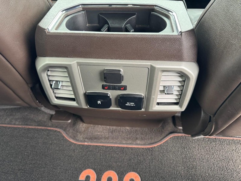 Ford F-150 Vehicle Image 16