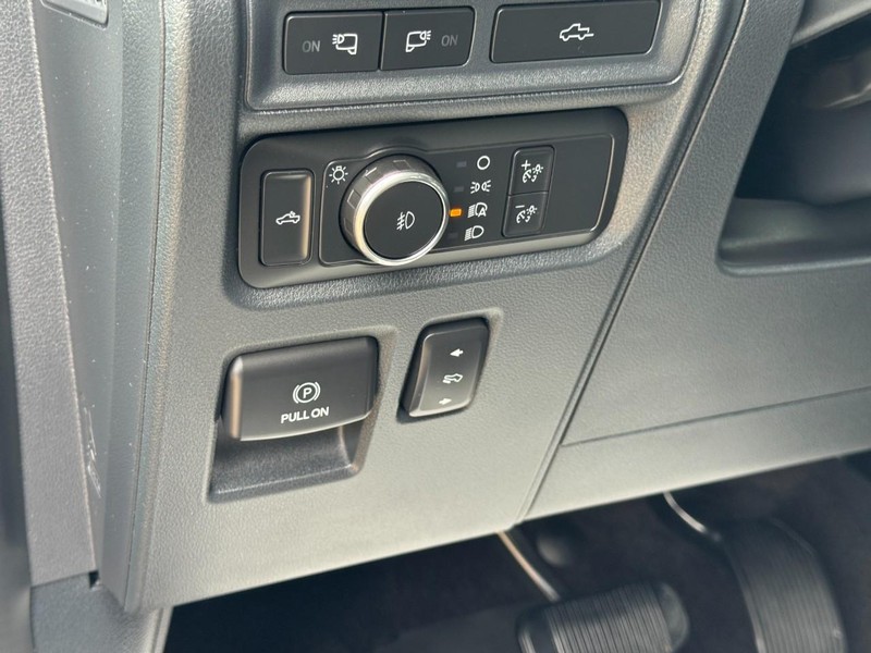 Ford F-150 Vehicle Image 17