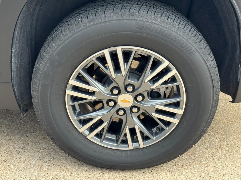 Chevrolet Traverse Vehicle Image 07