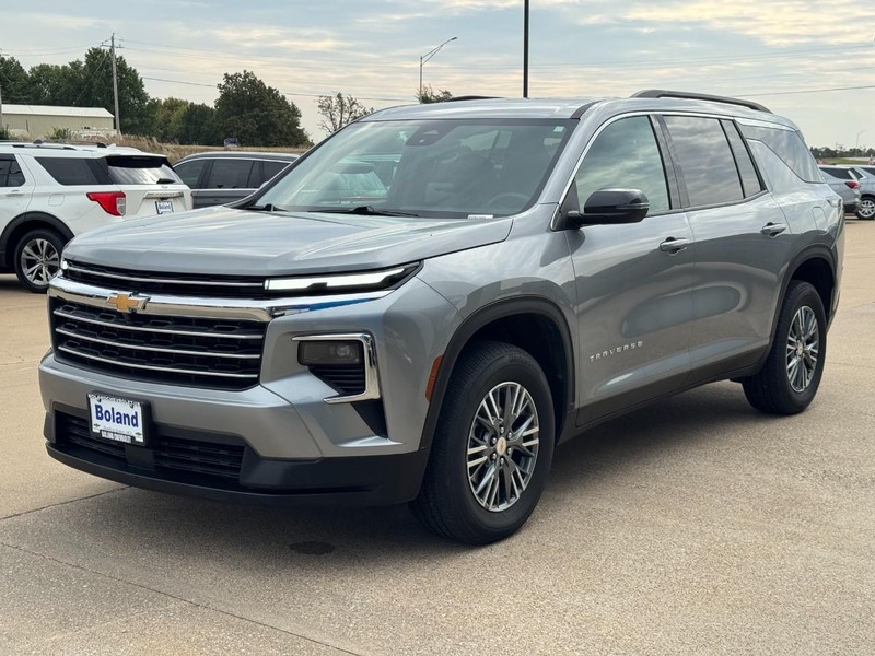 Chevrolet Traverse Vehicle Image 08