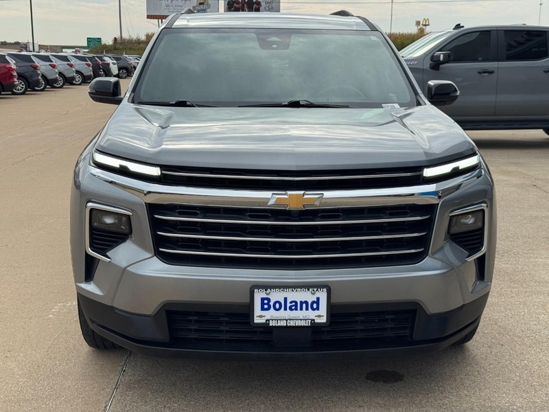 Chevrolet Traverse Vehicle Image 09