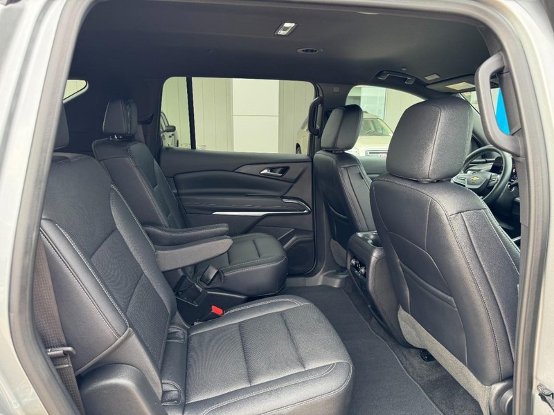 Chevrolet Traverse Vehicle Image 10