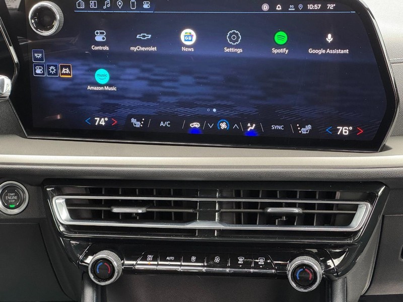 Chevrolet Traverse Vehicle Image 14