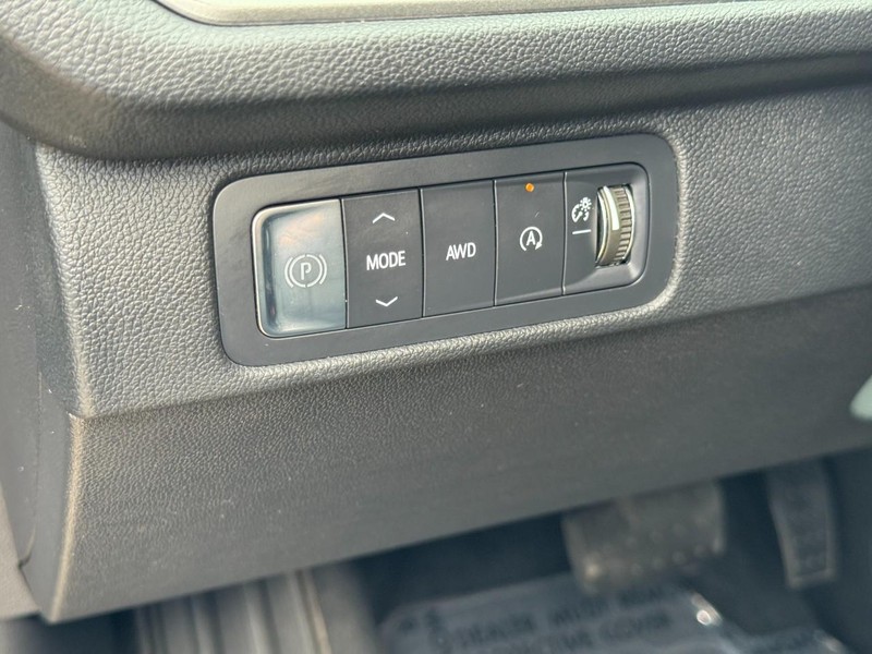 Chevrolet Traverse Vehicle Image 18