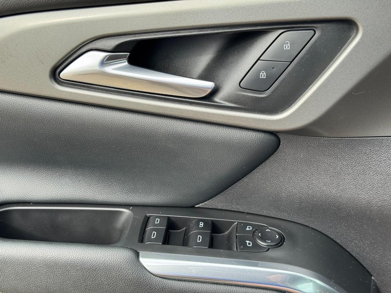 Chevrolet Traverse Vehicle Image 25