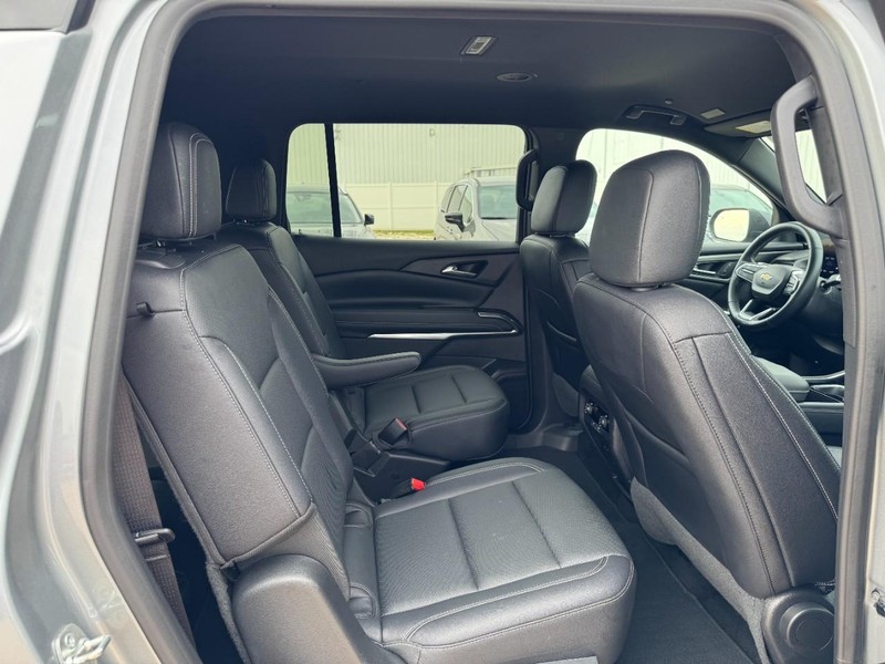 Chevrolet Traverse Vehicle Image 10