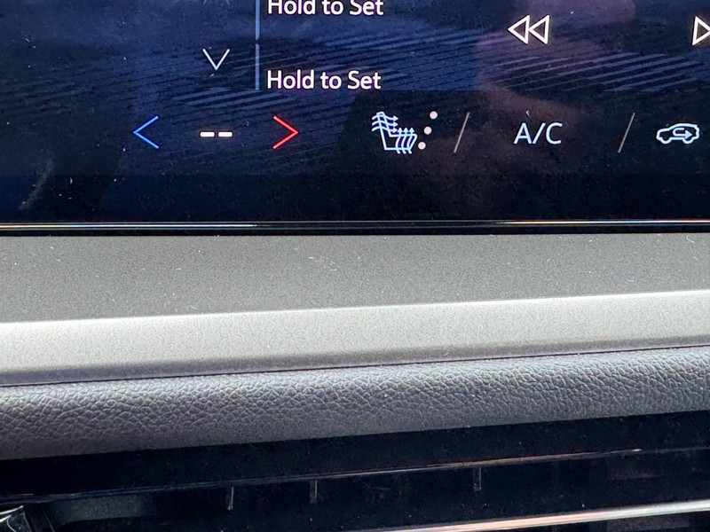 Chevrolet Traverse Vehicle Image 23