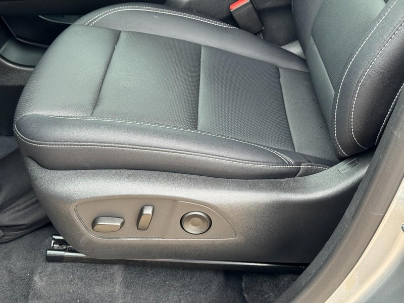 Chevrolet Traverse Vehicle Image 26