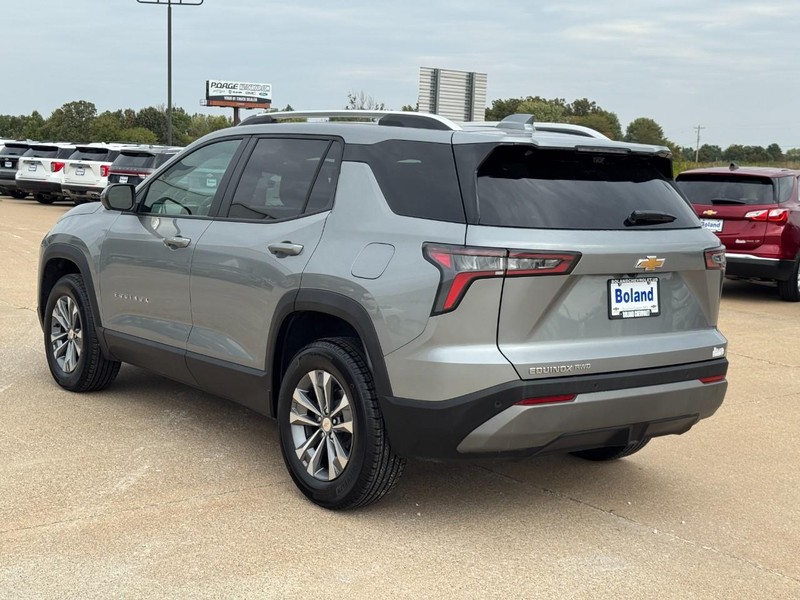 Chevrolet Equinox Vehicle Image 06