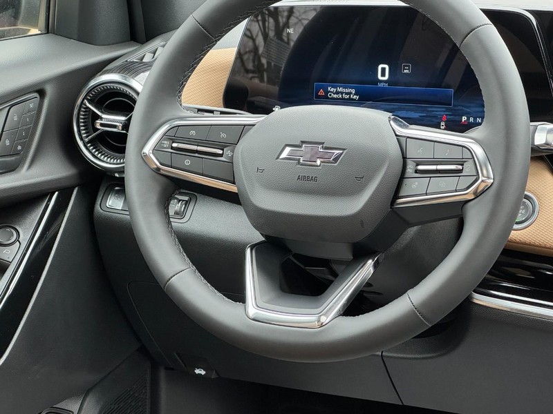 Chevrolet Equinox Vehicle Image 07