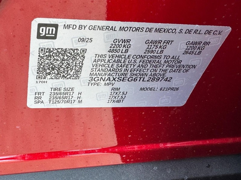 Chevrolet Equinox Vehicle Image 17