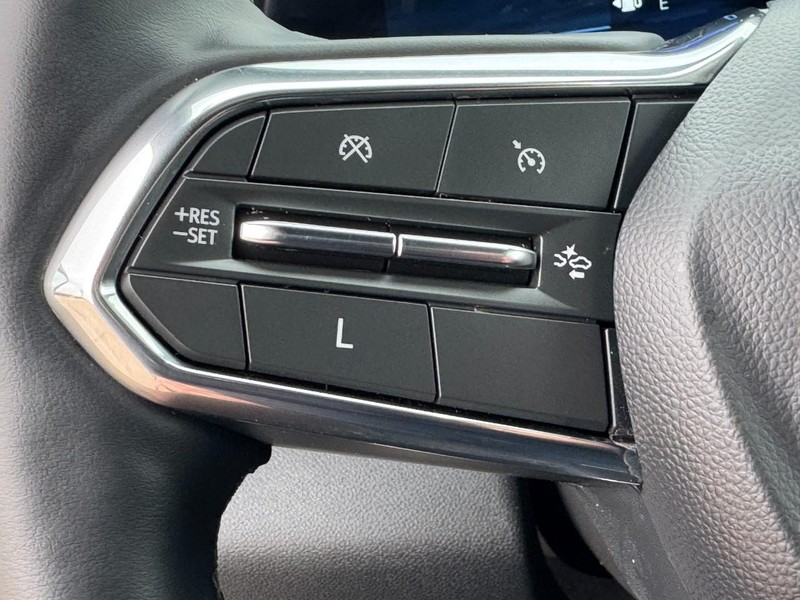 Chevrolet Equinox Vehicle Image 18