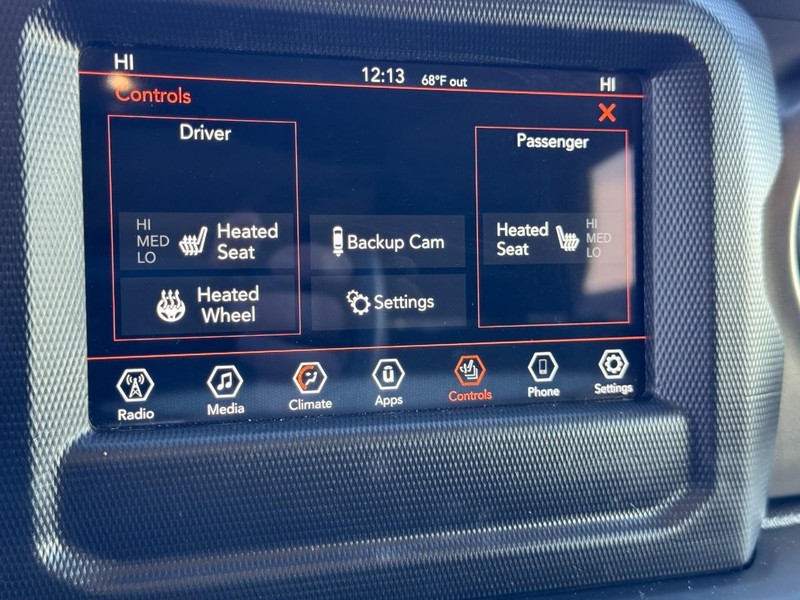 Jeep Wrangler Vehicle Image 21