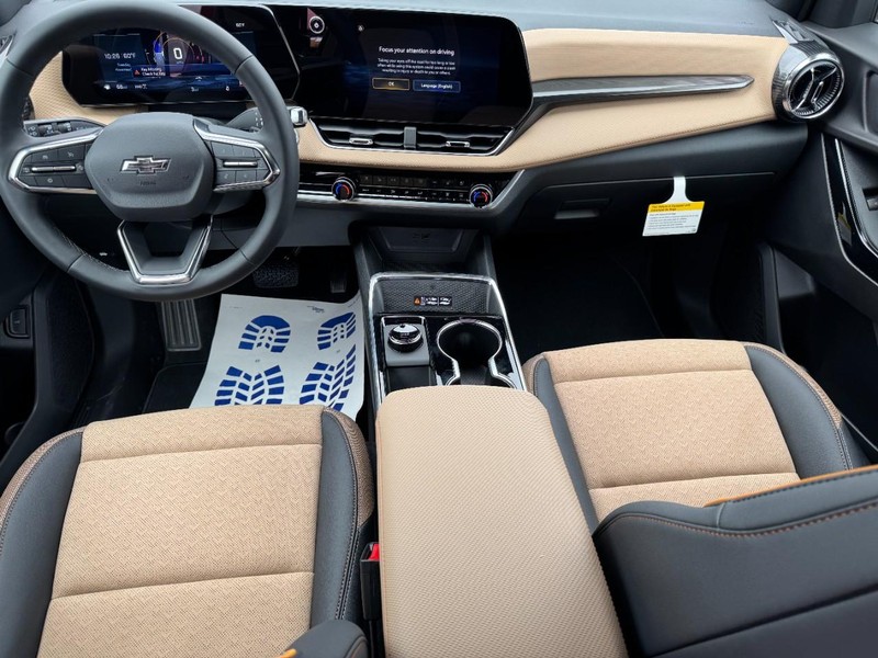 Chevrolet Equinox Vehicle Image 06