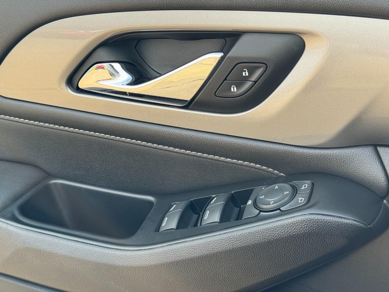 Chevrolet Traverse Vehicle Image 25