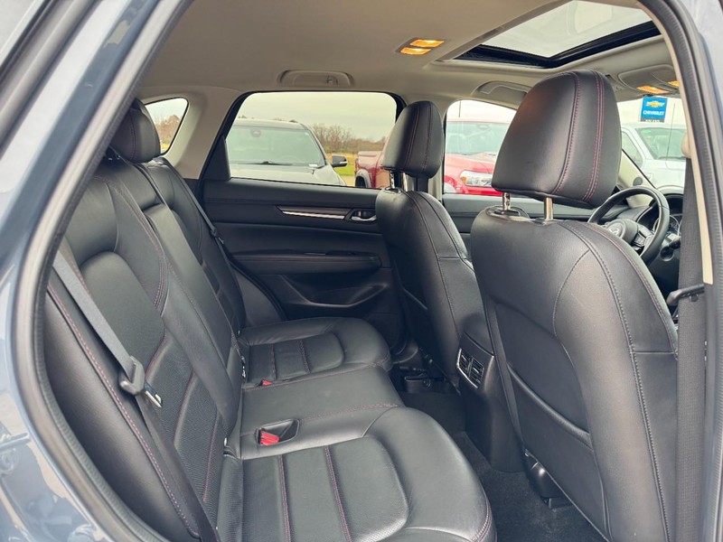 Mazda CX-5 Vehicle Image 10
