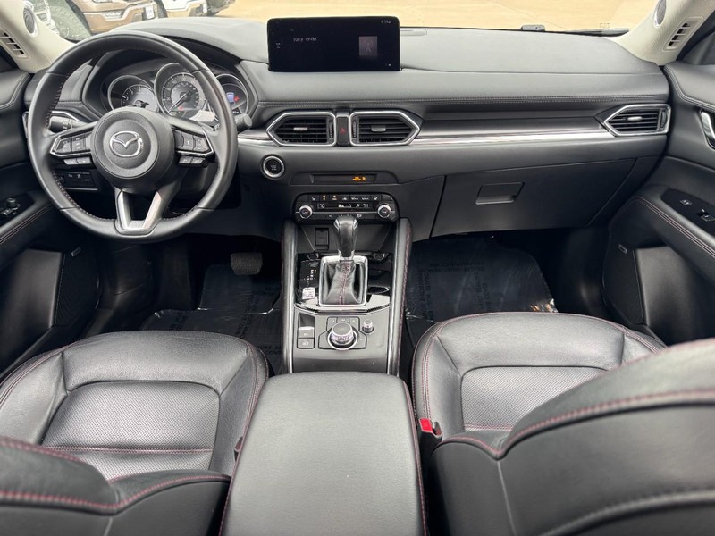 Mazda CX-5 Vehicle Image 11