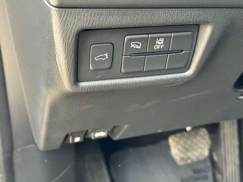 Mazda CX-5 Vehicle Image 17