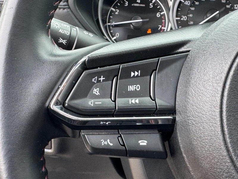 Mazda CX-5 Vehicle Image 18