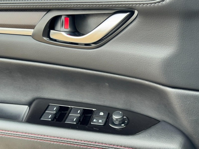 Mazda CX-5 Vehicle Image 24