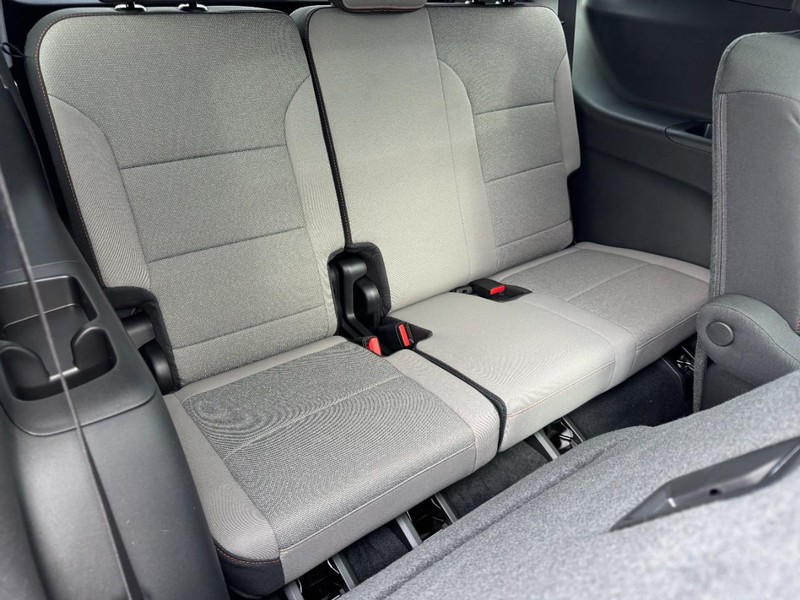 Chevrolet Traverse Vehicle Image 06